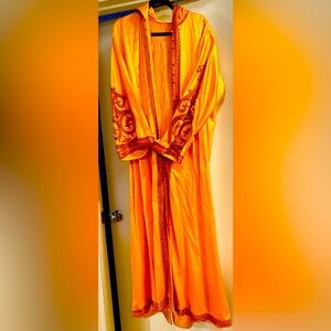 Golden Egyptian Hooded Kaftan – New & Unworn